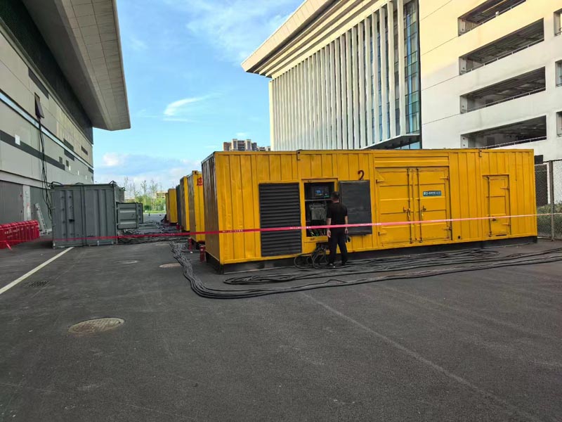 岳阳楼柴油发电机冬季保养注意事项?