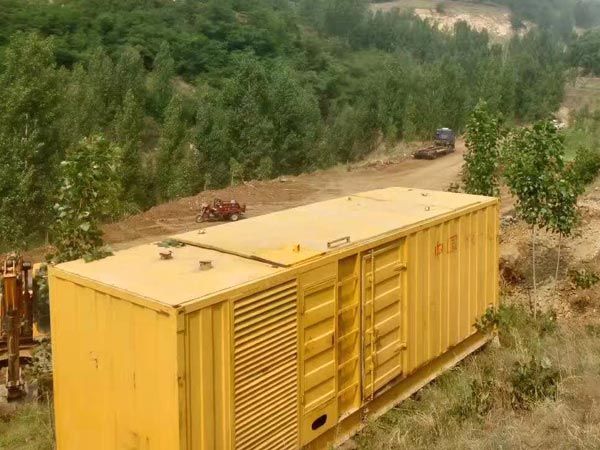 岳阳楼柴油发电机组冬季日常维修注意事项?